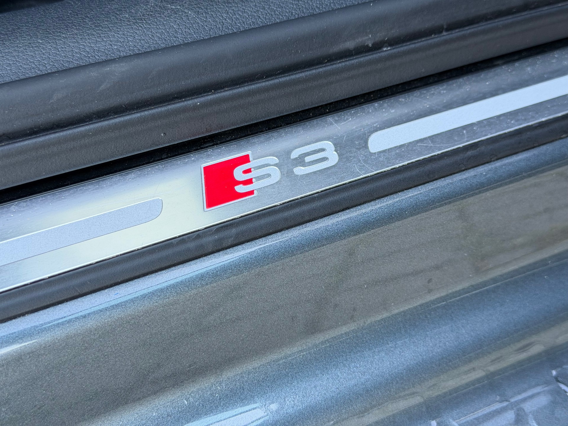AUDI S3 Sportback 2.0 TFSI quattro S-tronic-image-21