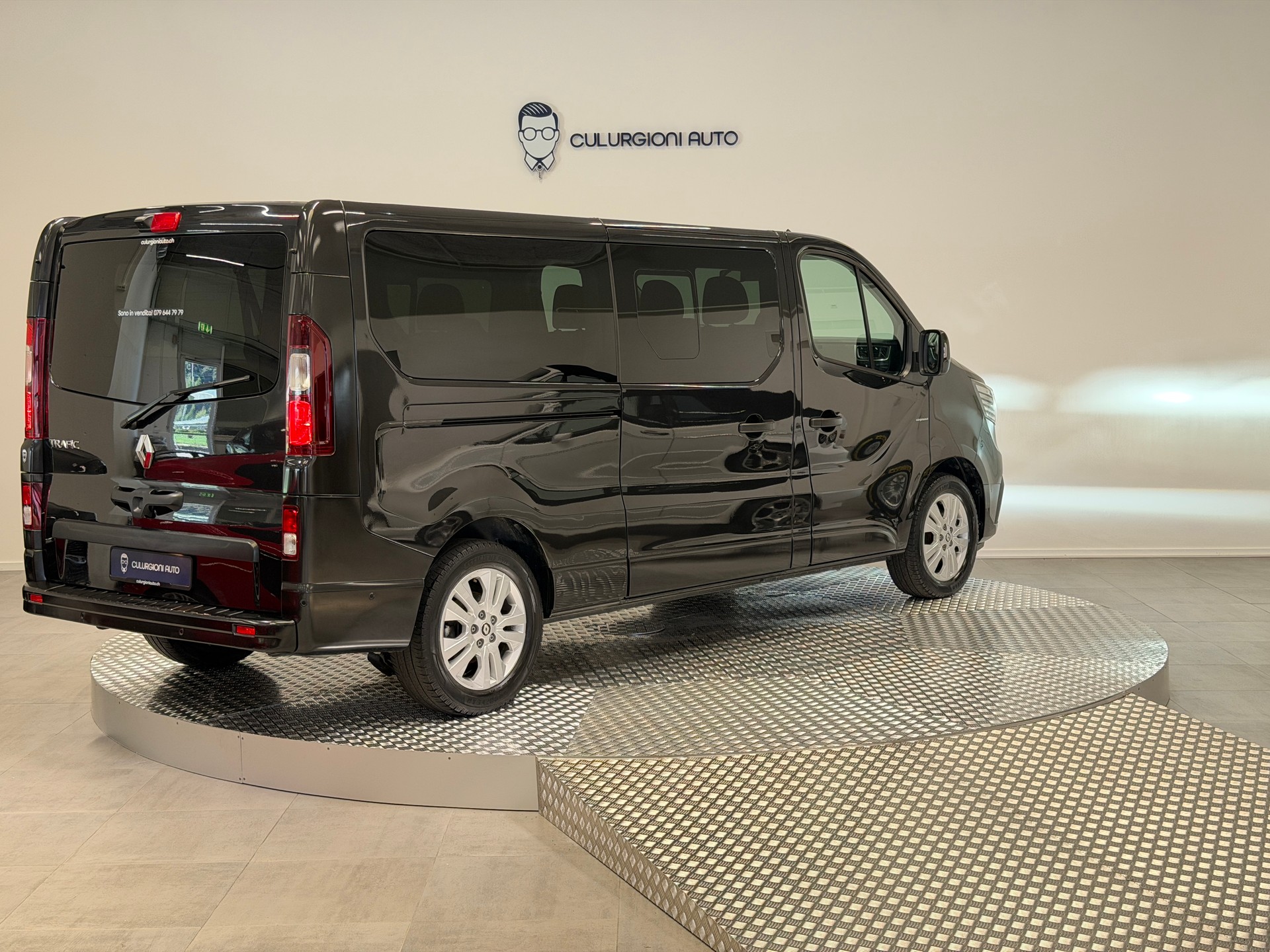 RENAULT Trafic Blue dCi 150 Passenger Evolution EDC-image-4