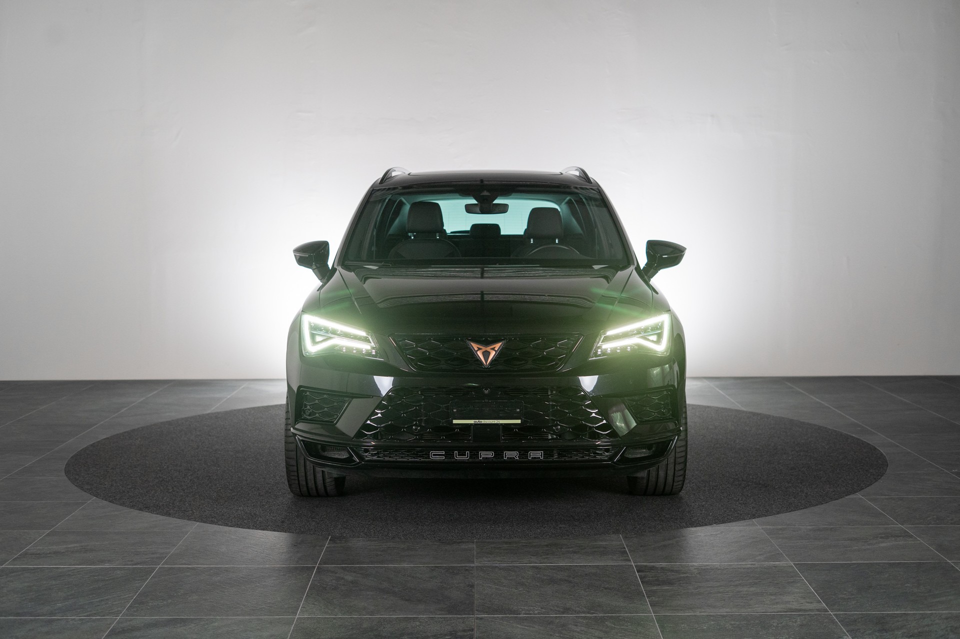 CUPRA Ateca Cupra 2.0 TSI 4Drive DSG / Panorama-Glasdach / 360°Kamera / Tempomat-showroom-element-1