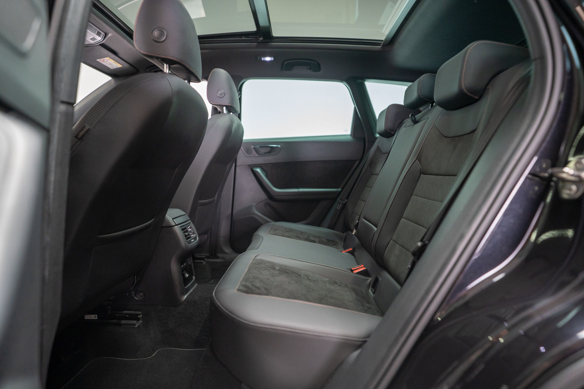 CUPRA Ateca Cupra 2.0 TSI 4Drive DSG / Panorama-Glasdach / 360°Kamera / Tempomat-image-12