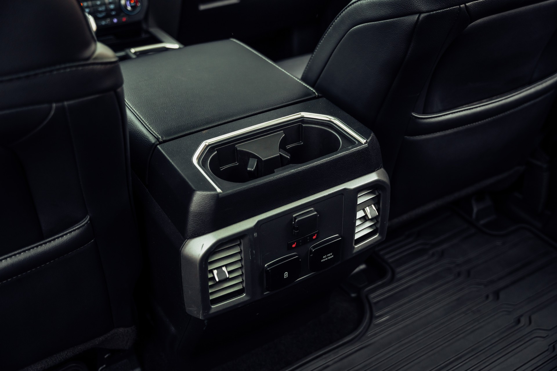 FORD F-150 Raptor SuperCrew 3.5 EcoBoost V6 4x4-image-13