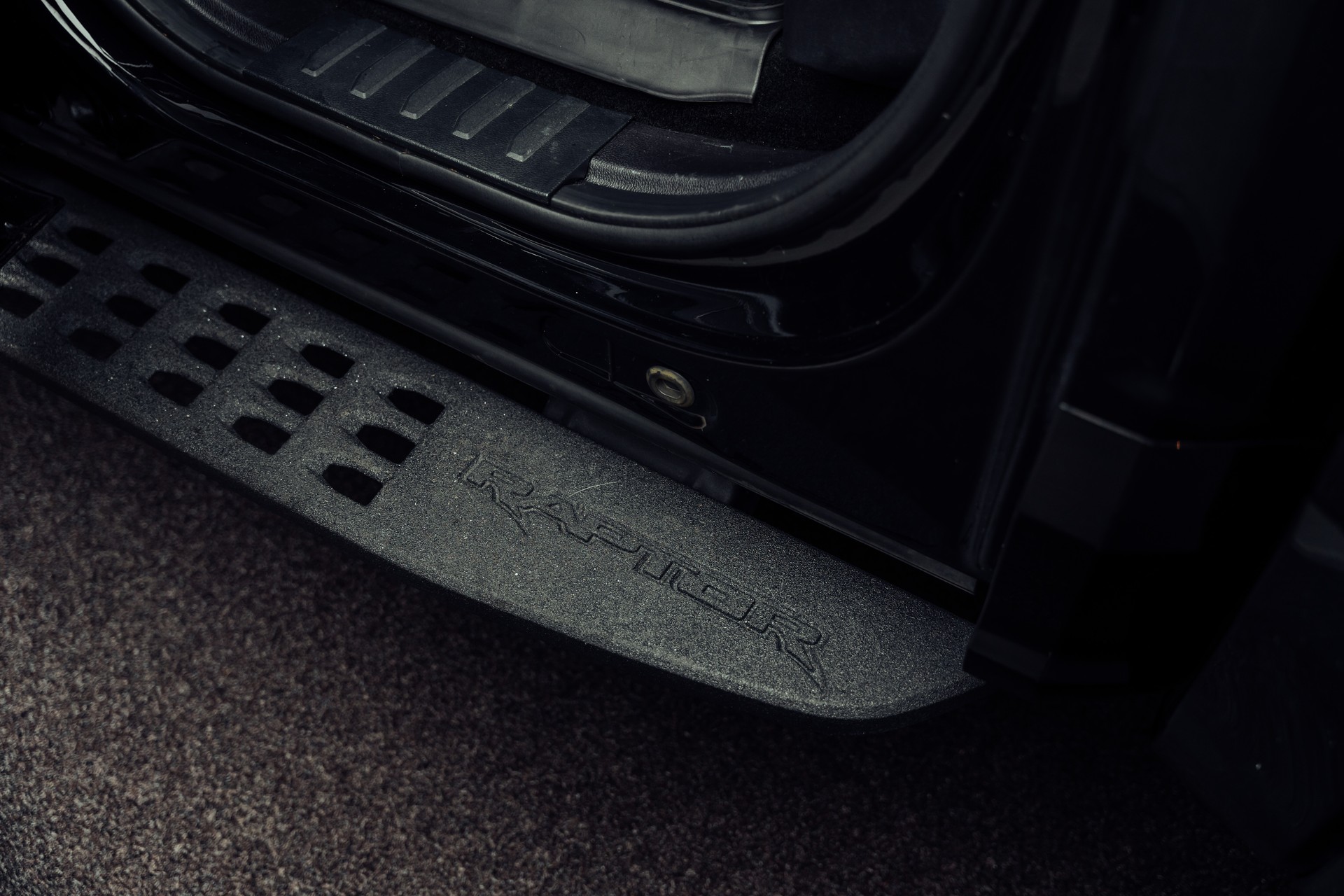 FORD F-150 Raptor SuperCrew 3.5 EcoBoost V6 4x4-image-16