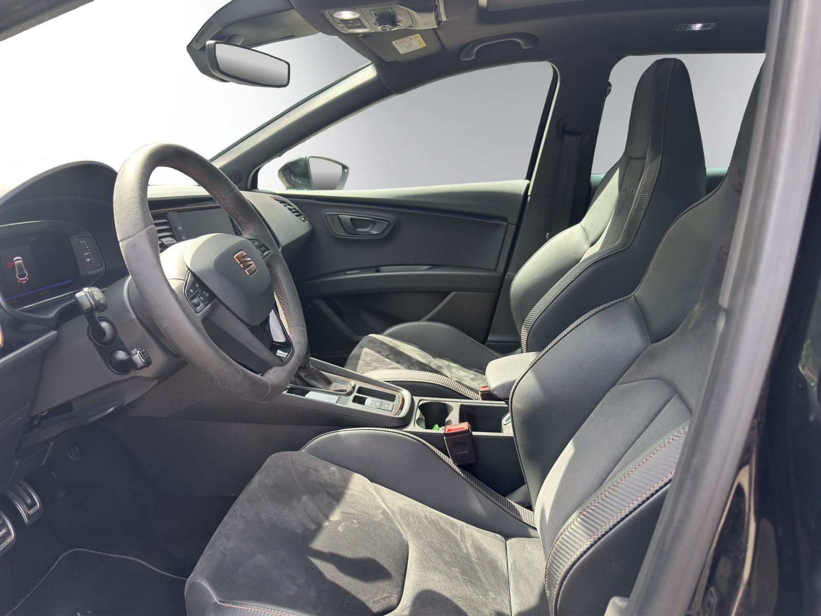 SEAT Leon ST 2.0 TSI Cupra 300 4 Drive DSG-image-7
