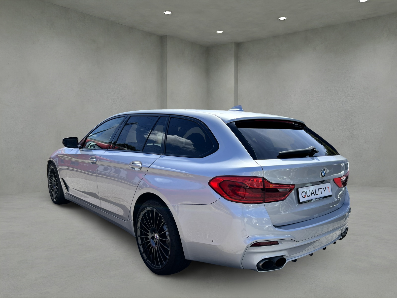 BMW-ALPINA B5 BiTurbo Touring 4.4 V8 xDrive Switch-Tronic-showroom-element-2