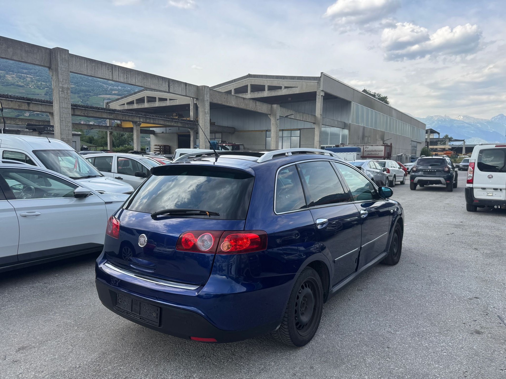 FIAT Croma 1.9 16V JTD Dynamic-image-4