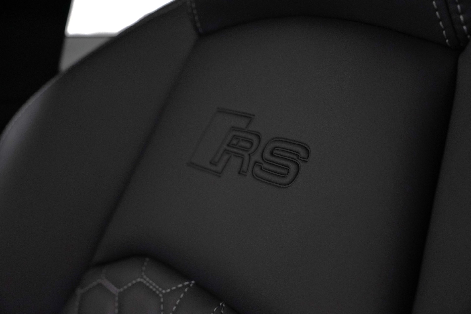 AUDI RS4 Avant 2.9 TFSI quattro tiptronic-image-22