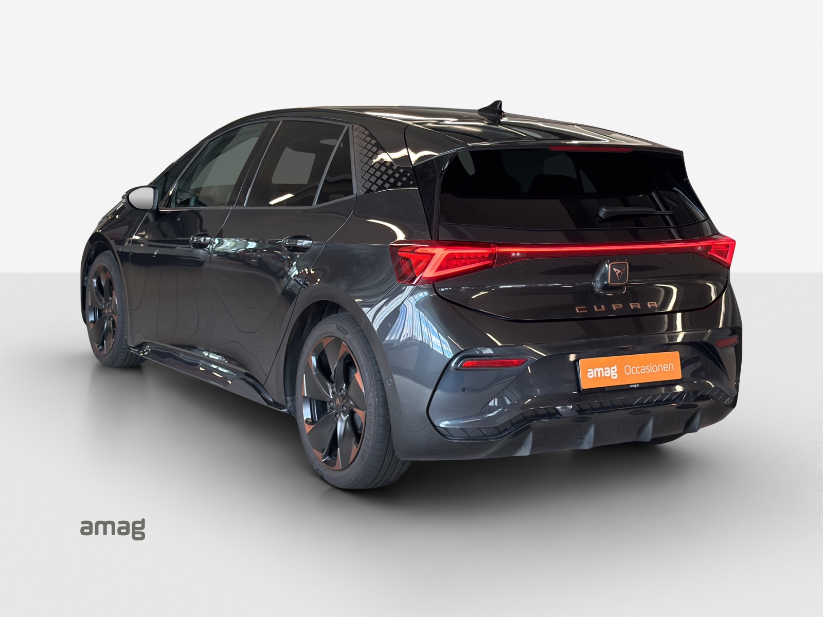 CUPRA Born 58 kWh-showroom-element-3