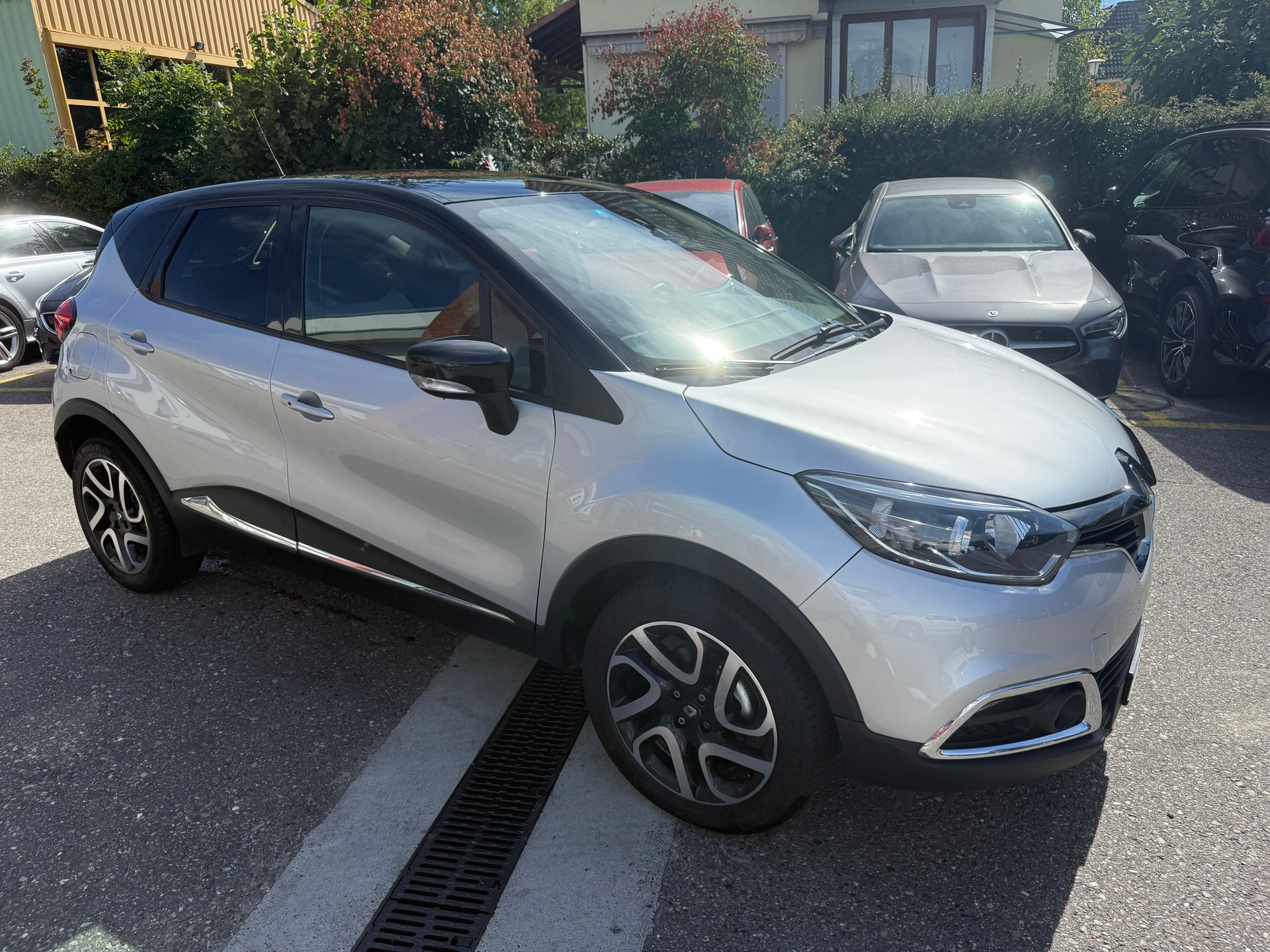RENAULT Captur 1.2 T 16V Privilège EDC