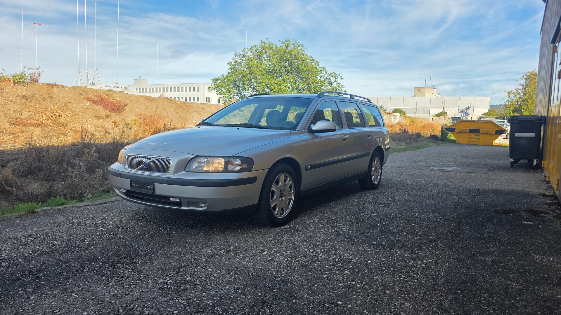 VOLVO V70 T5
