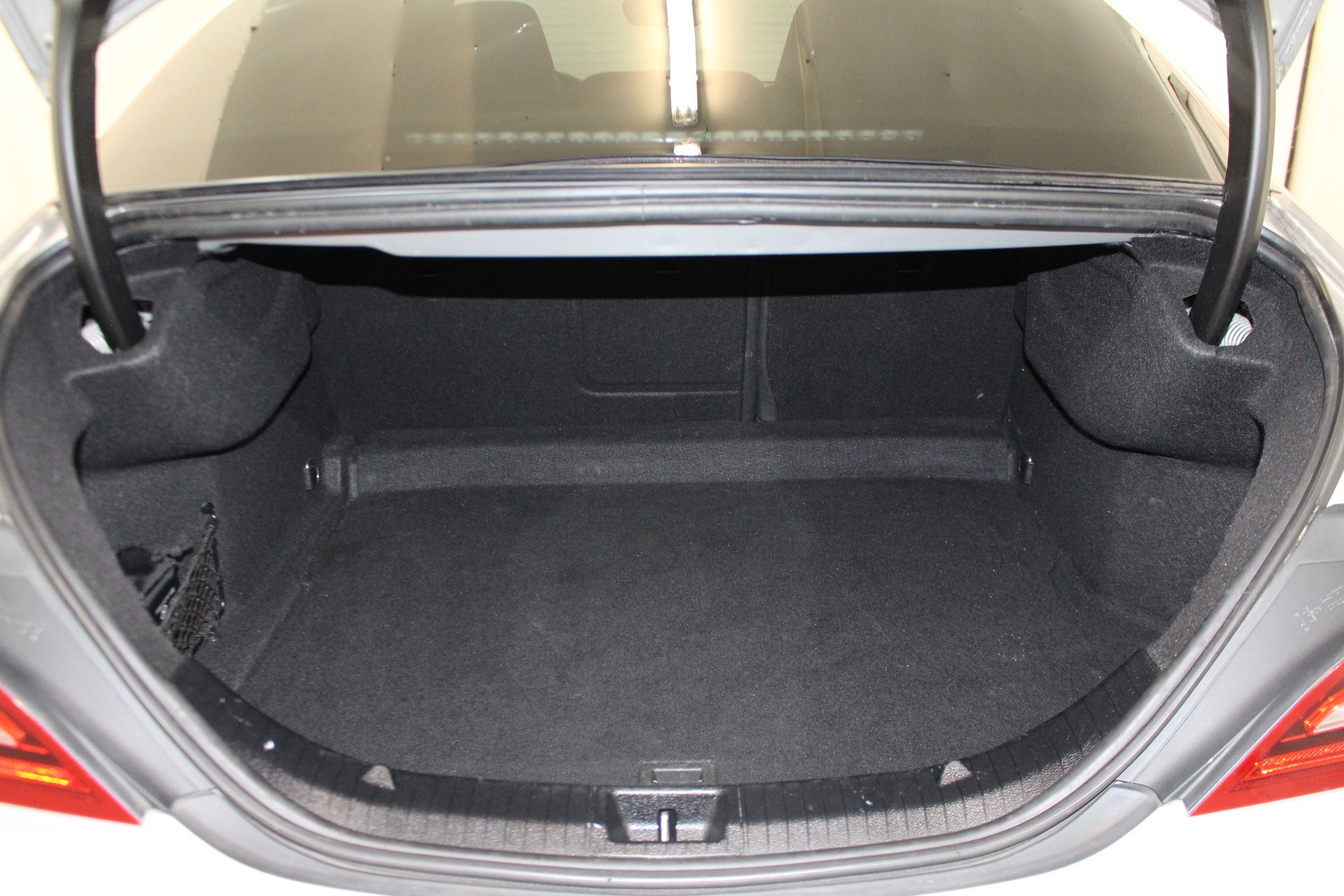 MERCEDES-BENZ CLA 220 AMG Line 4m-image-8