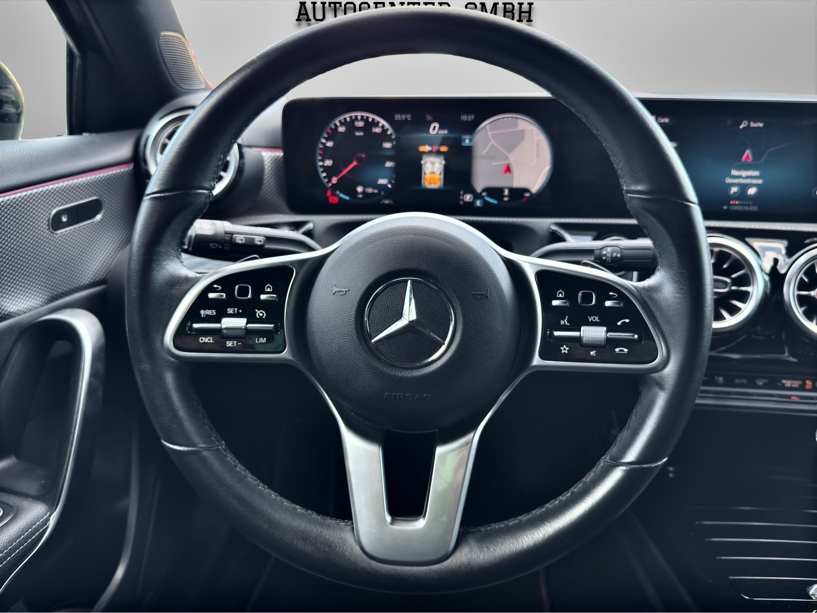 MERCEDES-BENZ A 180 Night Star 7G-DCT-image-9