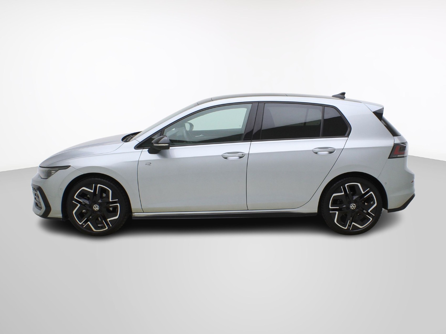 VW Golf 8.5 2.0 TSI DSG R-Line Black Style 4Motion **VW Werksgarantie bis 12/2030**-showroom-element-2