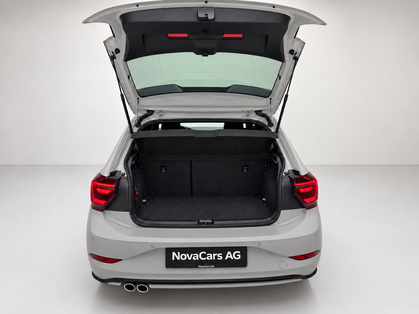 VW Polo 2.0 TSI GTI PRO-image-11