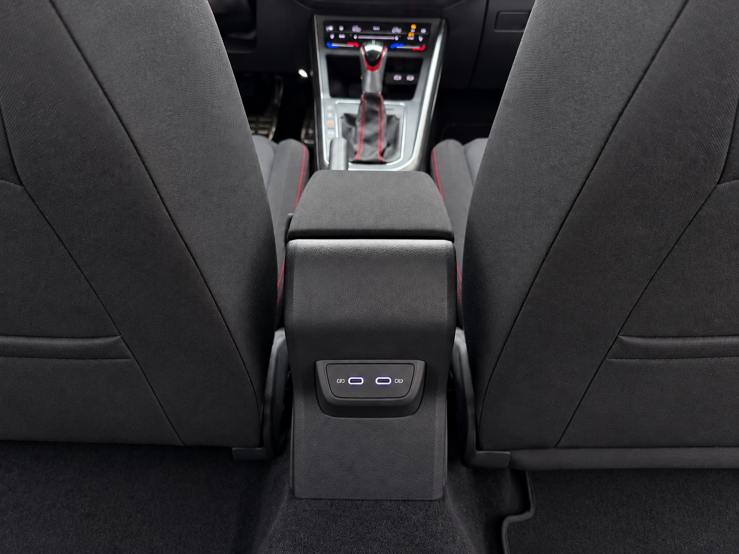 VW Polo 2.0 TSI GTI PRO-image-14