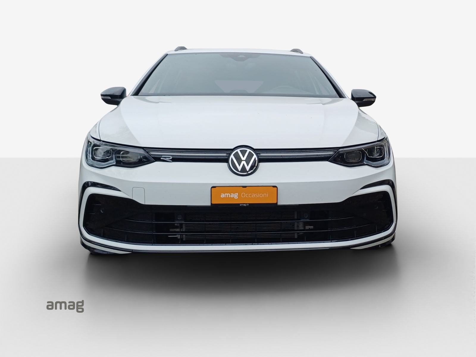 VW Golf Variant 2.0 TSI R-Line DSG 4Motion-image-6