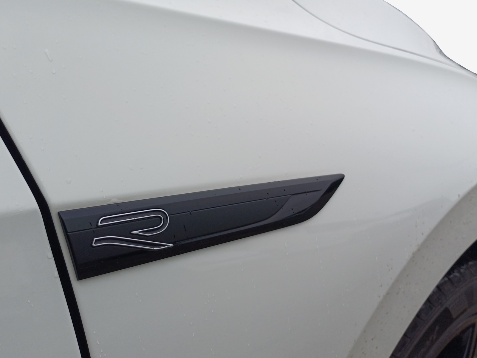 VW Golf Variant 2.0 TSI R-Line DSG 4Motion-image-14