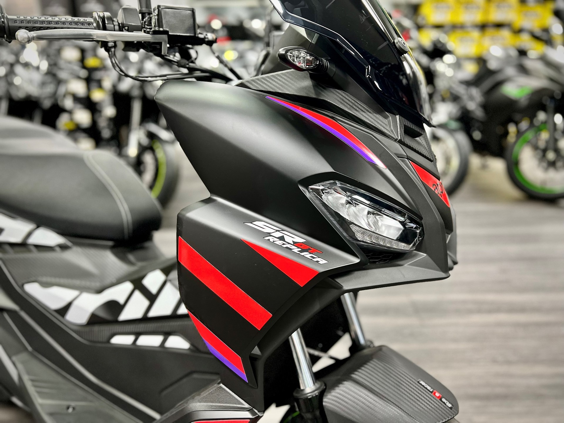 APRILIA SR 125 GT Replica ABS-image-2