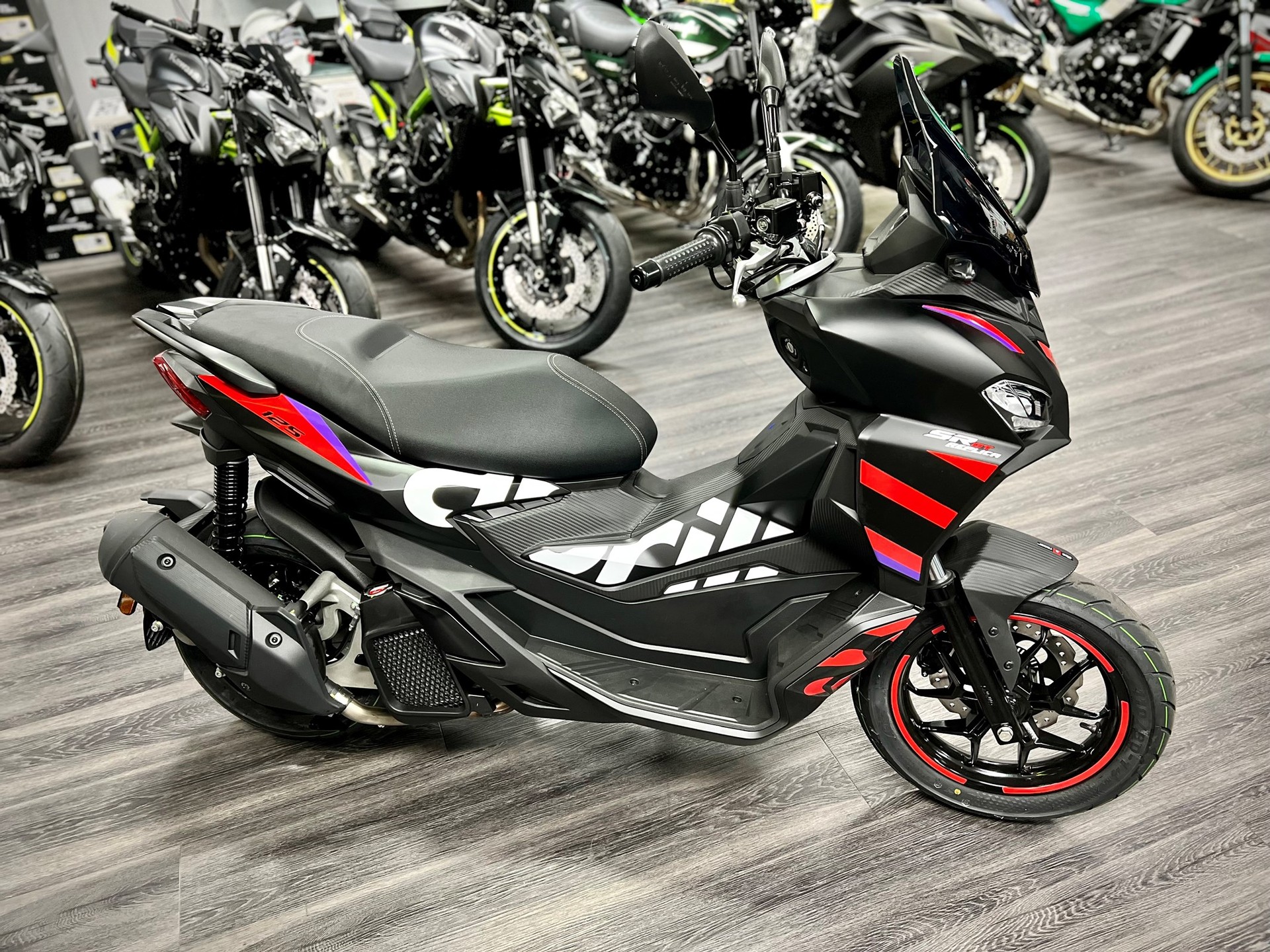 APRILIA SR 125 GT Replica ABS-image-5