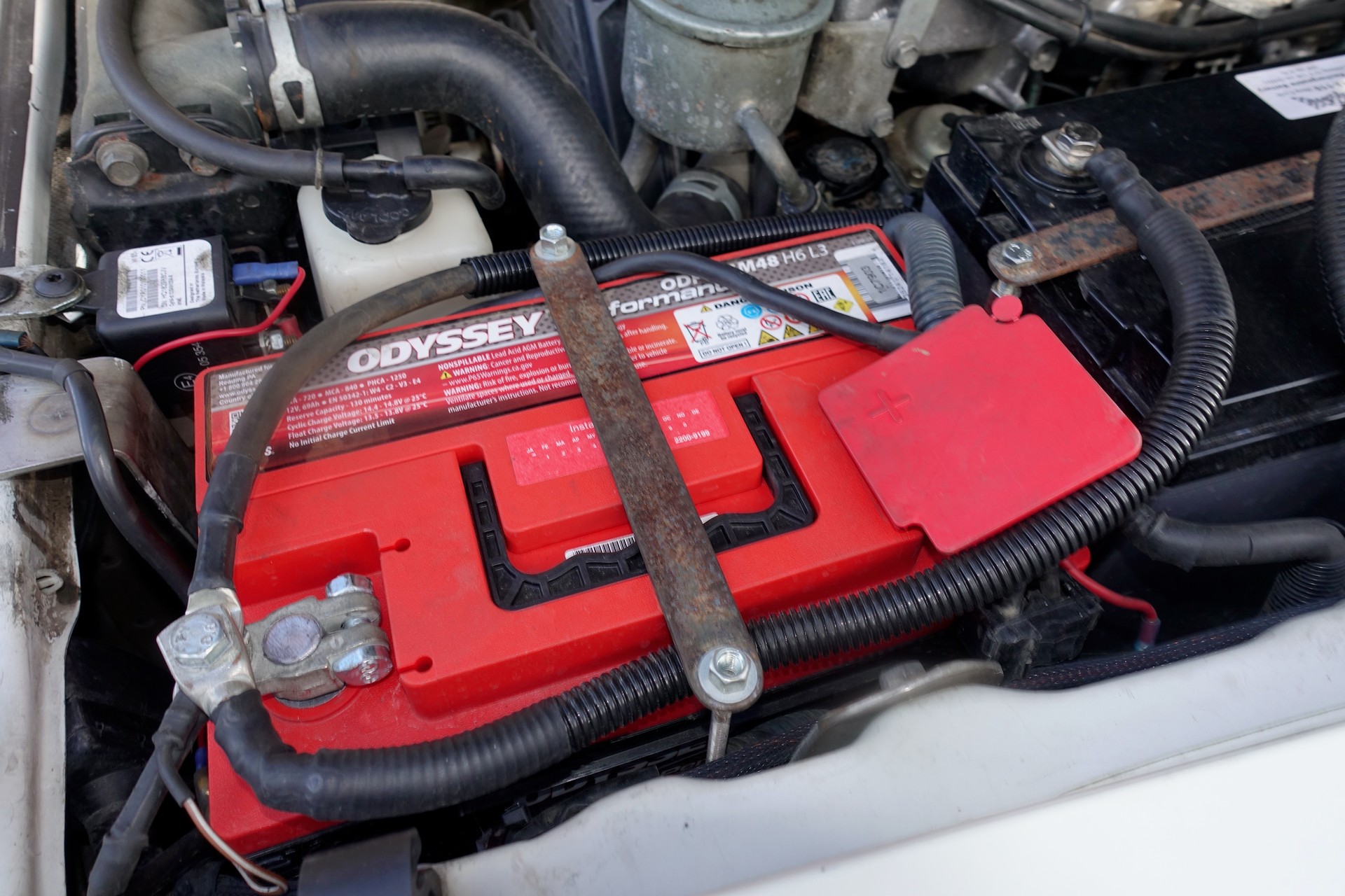 TOYOTA LAND CRUISER HZJ 78-image-25