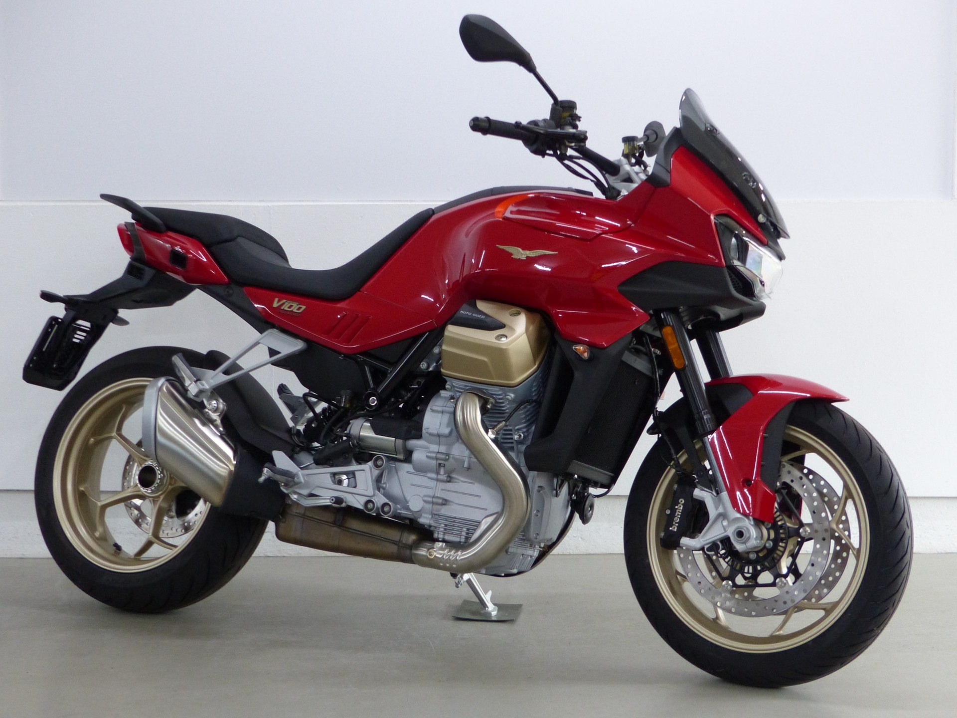 MOTO GUZZI V100 Mandello-image-6