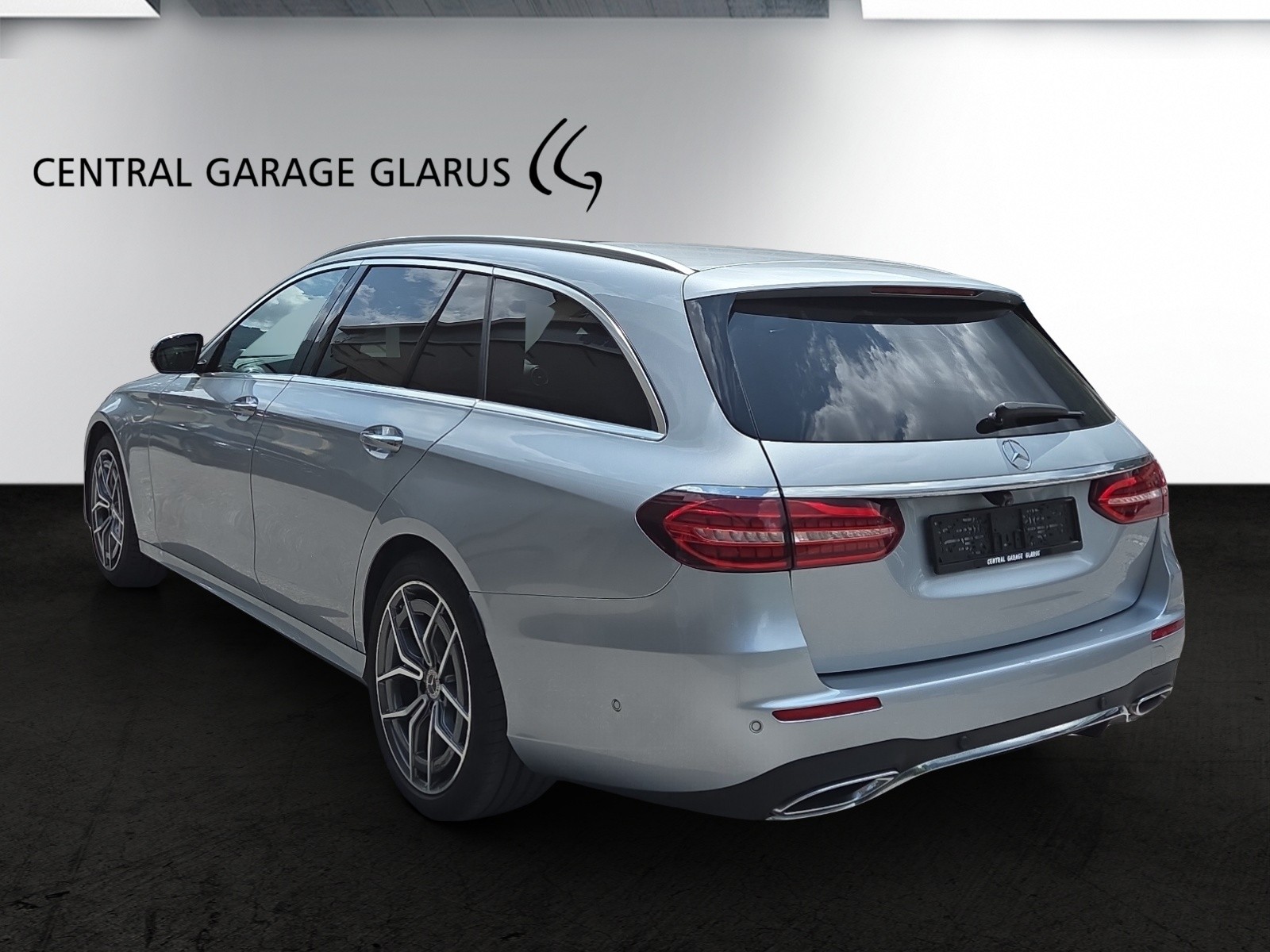 MERCEDES-BENZ E 450 T 4Matic AMG Line 9G-Tronic-image-6