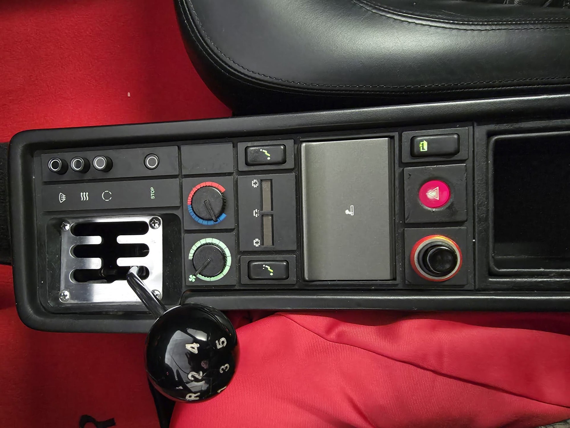 FERRARI 512 TR-image-10
