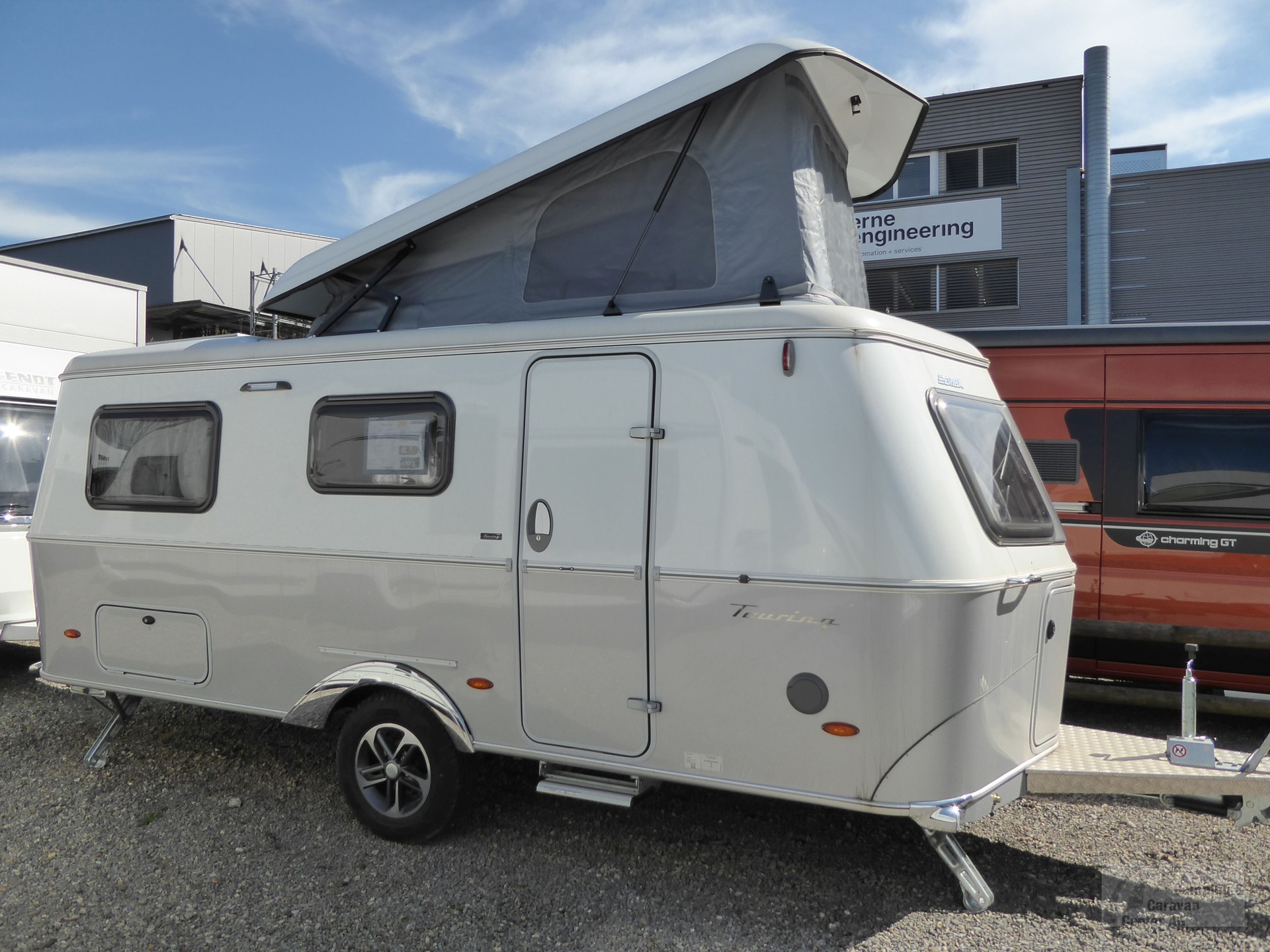 ERIBA Touring 642 Edition Urban-showroom-element-1
