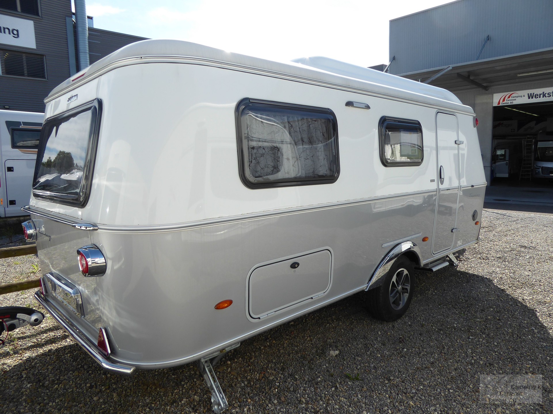 ERIBA Touring 642 Edition Urban-showroom-element-2