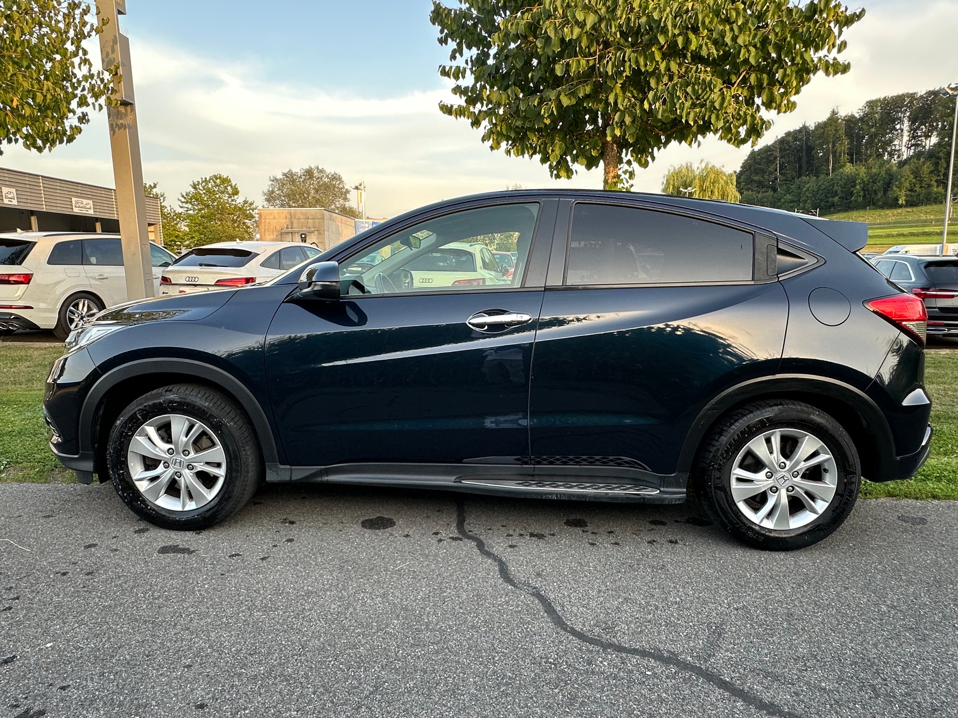 HONDA HR-V 1.5i-VTEC Elegance CVT-image-2