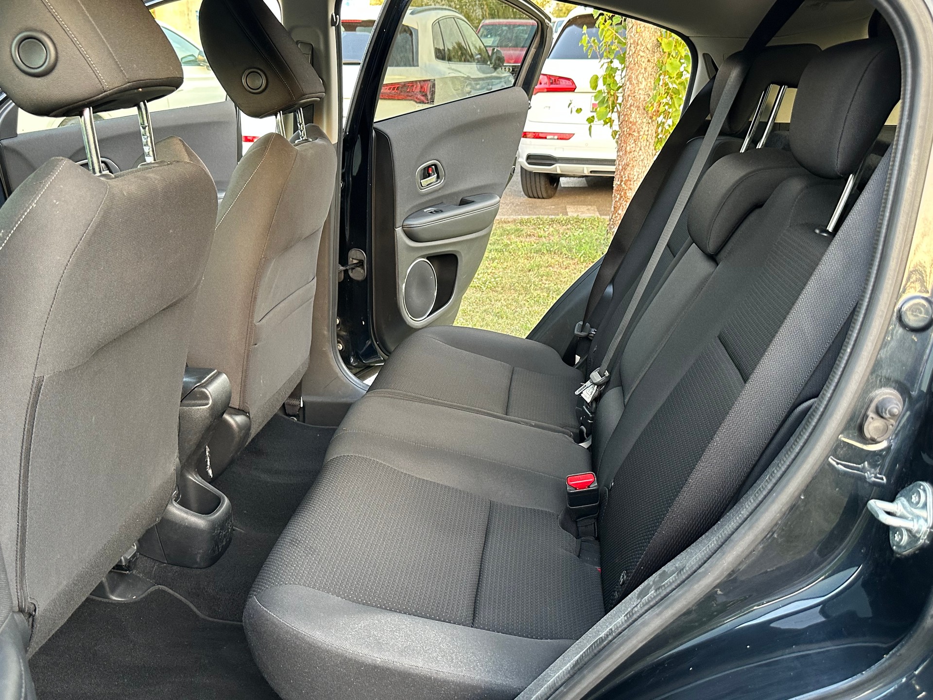 HONDA HR-V 1.5i-VTEC Elegance CVT-image-13