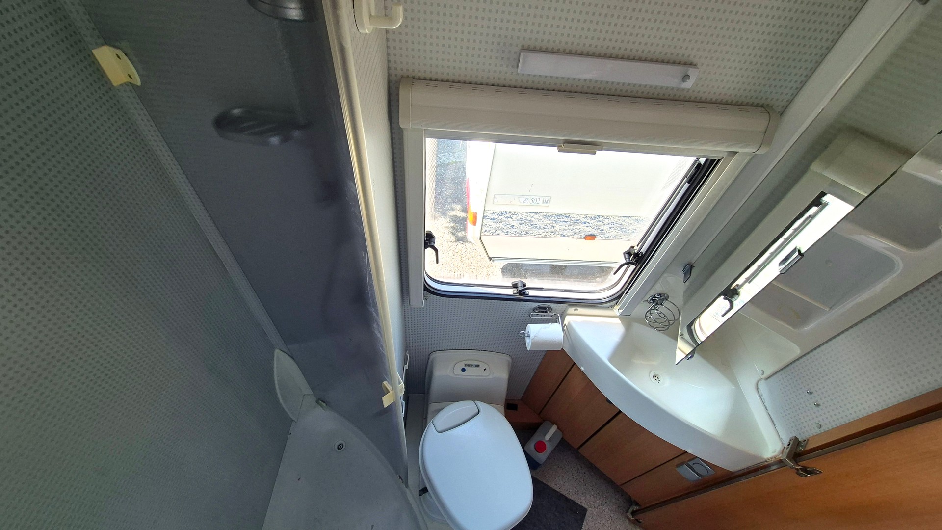 FIAT Knaus Tabbert Sun Traveller - ab MFK & Gasprüfung-image-7