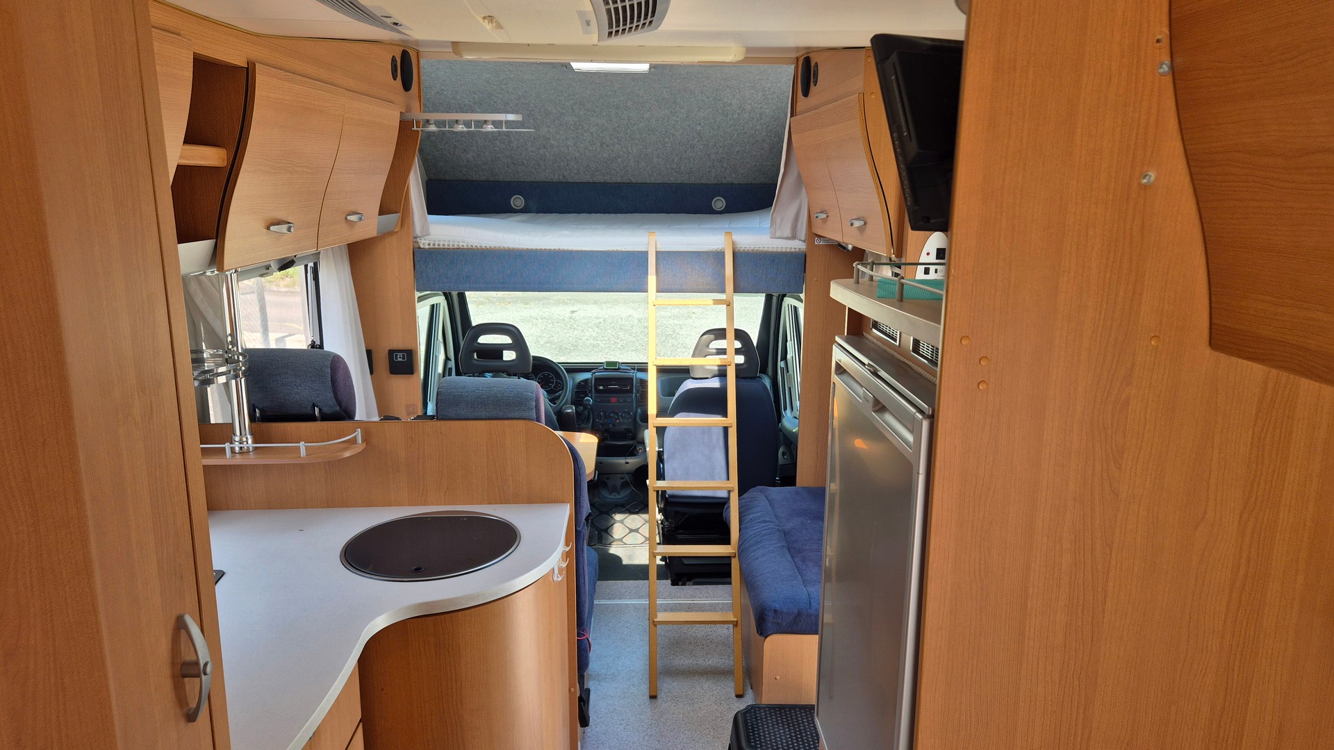 FIAT Knaus Tabbert Sun Traveller - ab MFK & Gasprüfung-image-2