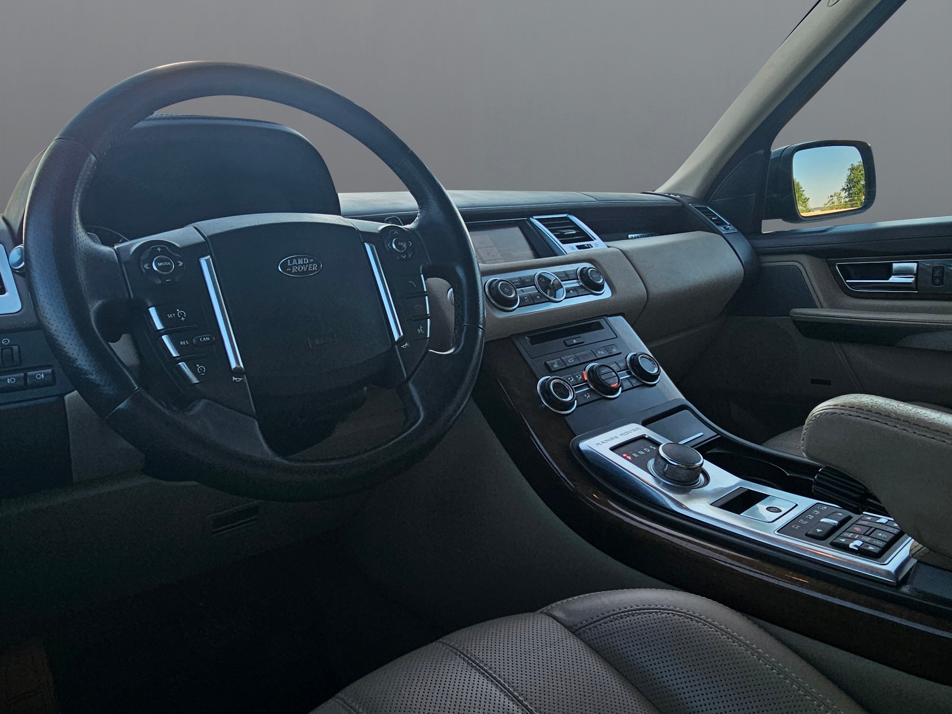 LAND ROVER Range Rover Sport 3.0 TDV6 HSE Automatic-image-11