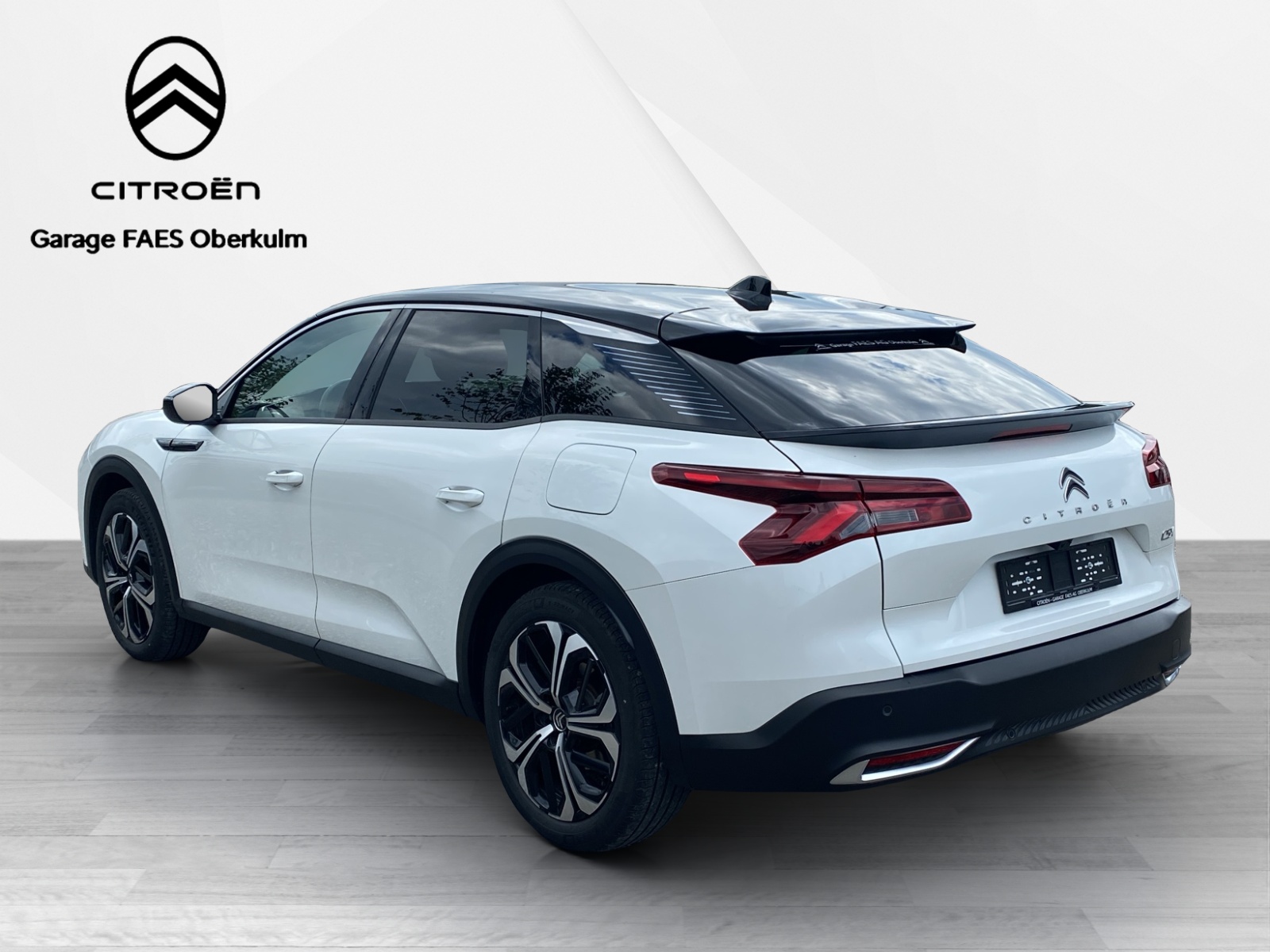 CITROEN C5 X 1.6 Plug-in Hybrid Shine-showroom-element-3