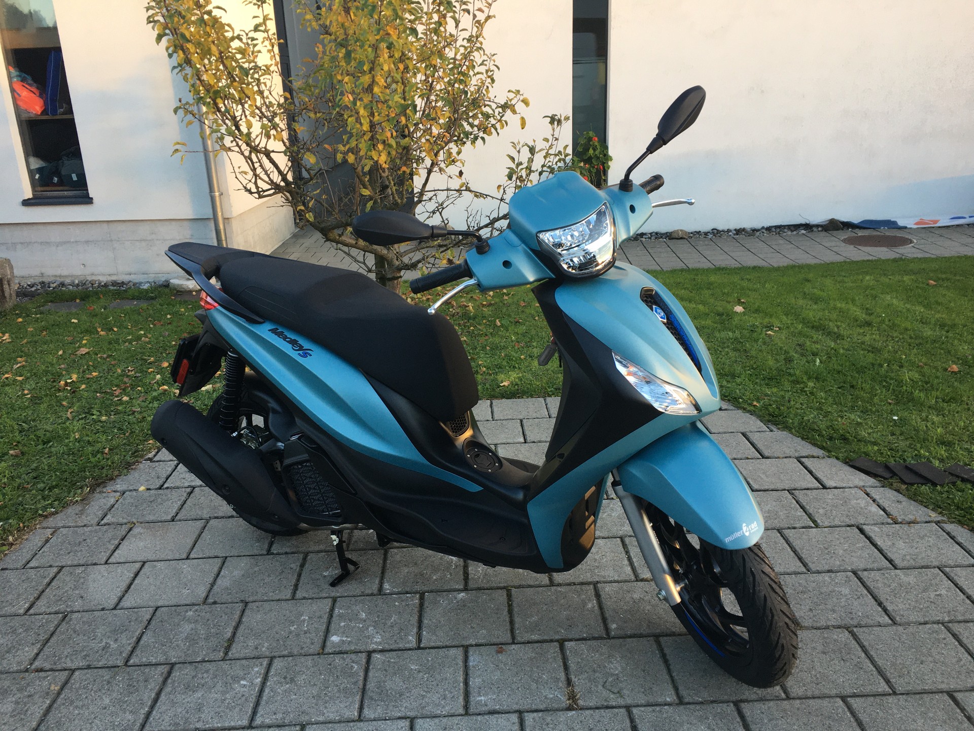PIAGGIO Medley 125 Sport-image-0