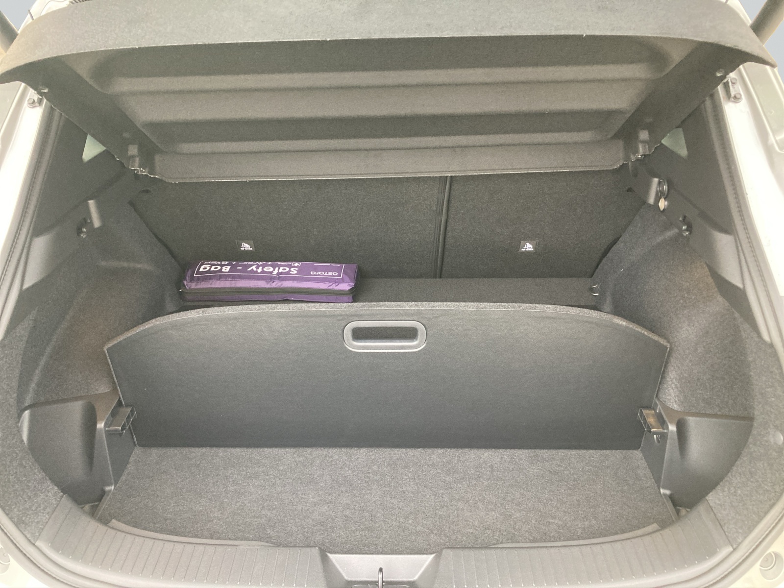 NISSAN Qashqai 1.5 VC-T Tekna-image-9