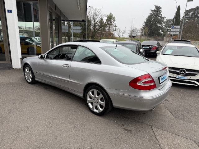 MERCEDES-BENZ CLK 500 Elégance 7G-Tronic-image-4