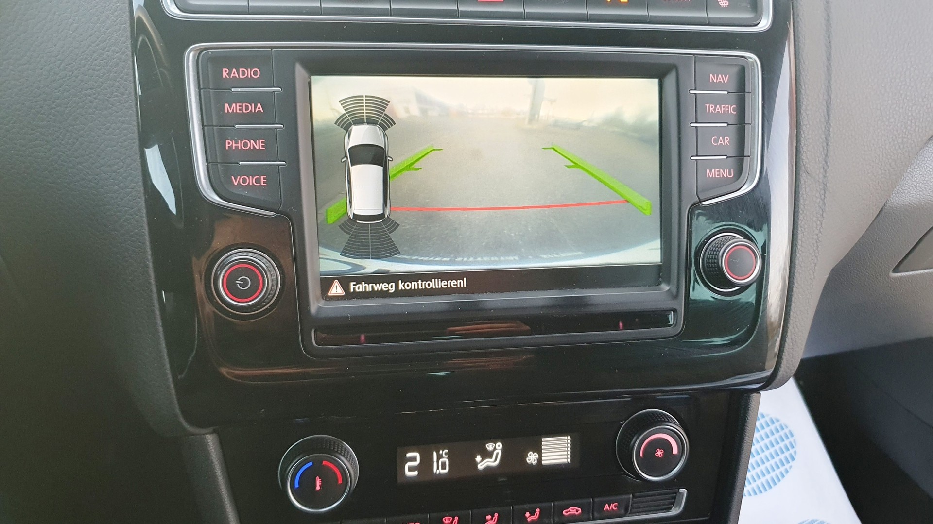 VW Polo 1.8 TSI GTI DSG-image-1