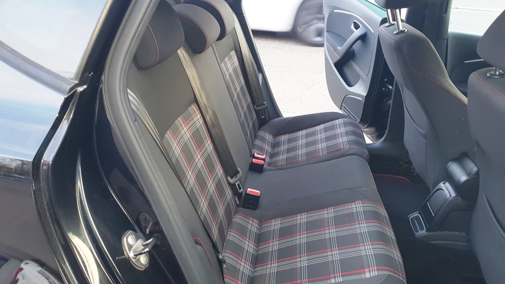 VW Polo 1.8 TSI GTI DSG-image-12
