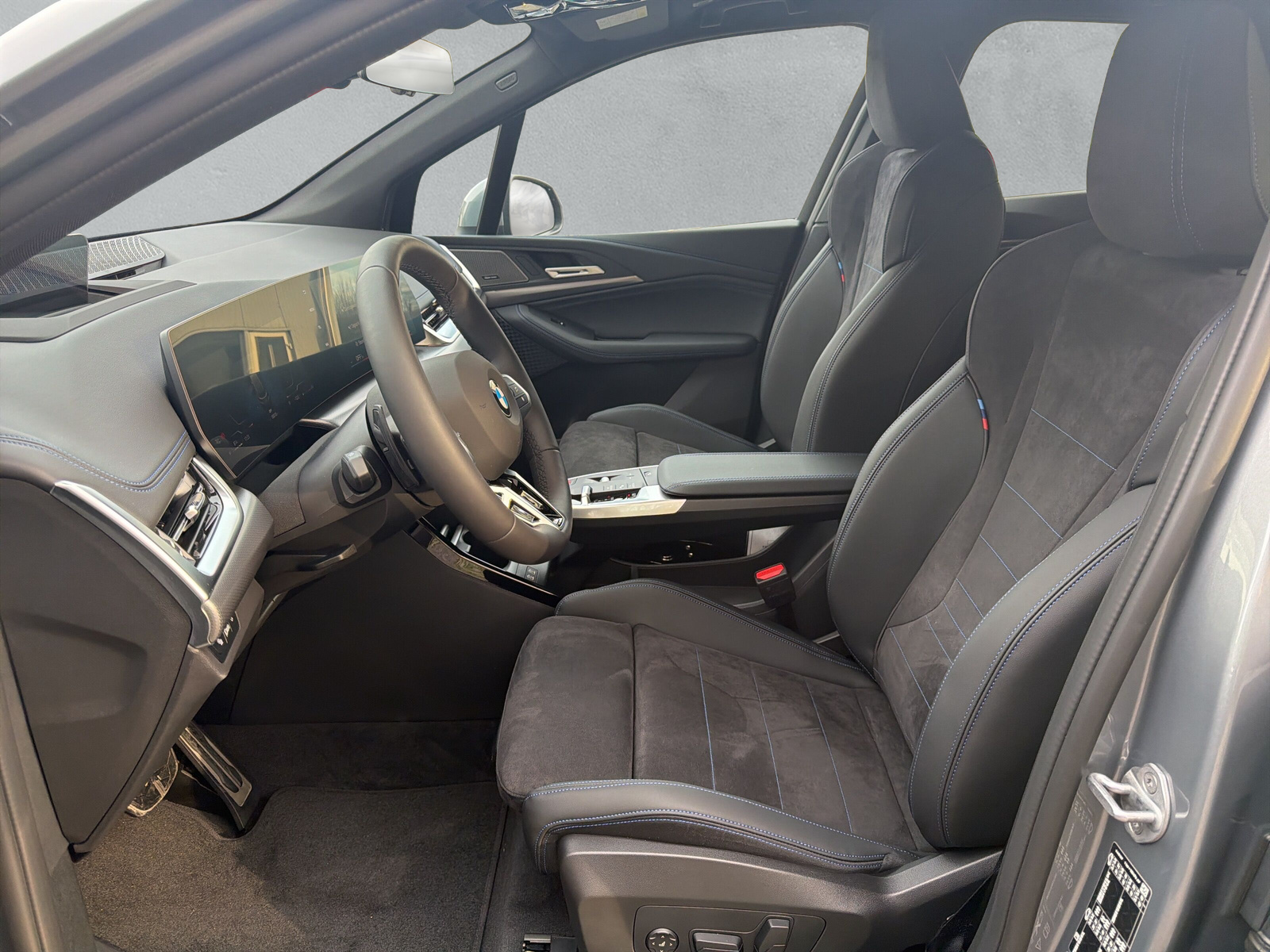 BMW 223d Active Tourer xDrive M Sport DKG-image-9