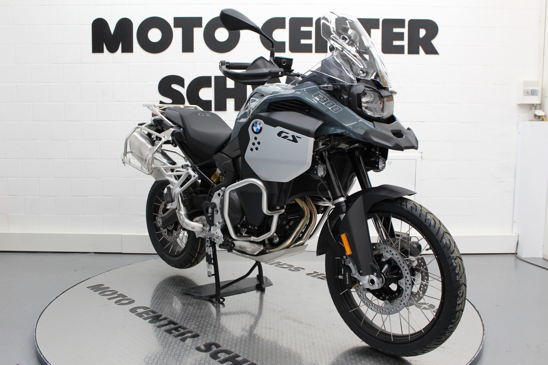 BMW F 900 GS Adventure-image-1