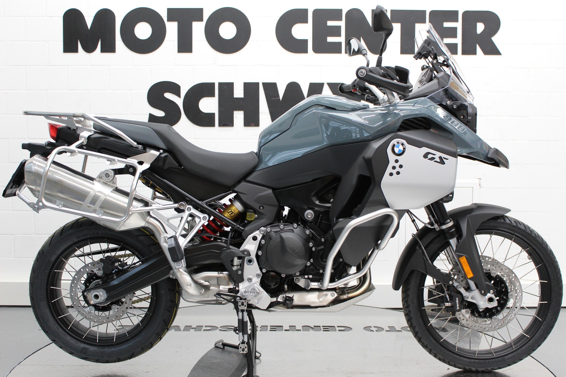 BMW F 900 GS Adventure-image-0