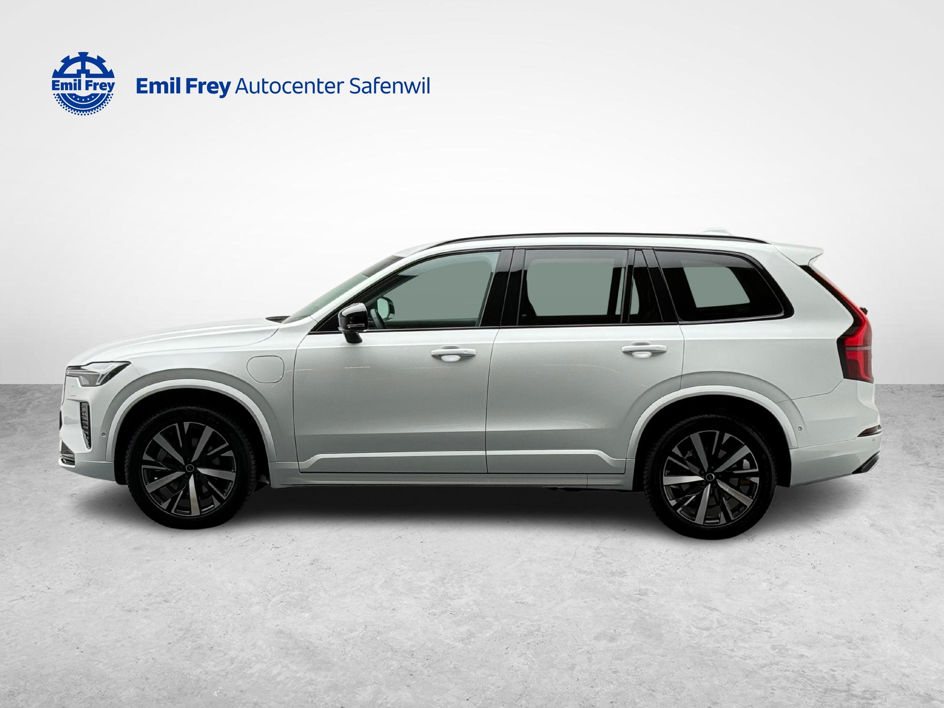 VOLVO XC90 2.0 T8 TE Plus Dark eAWD-showroom-element-2