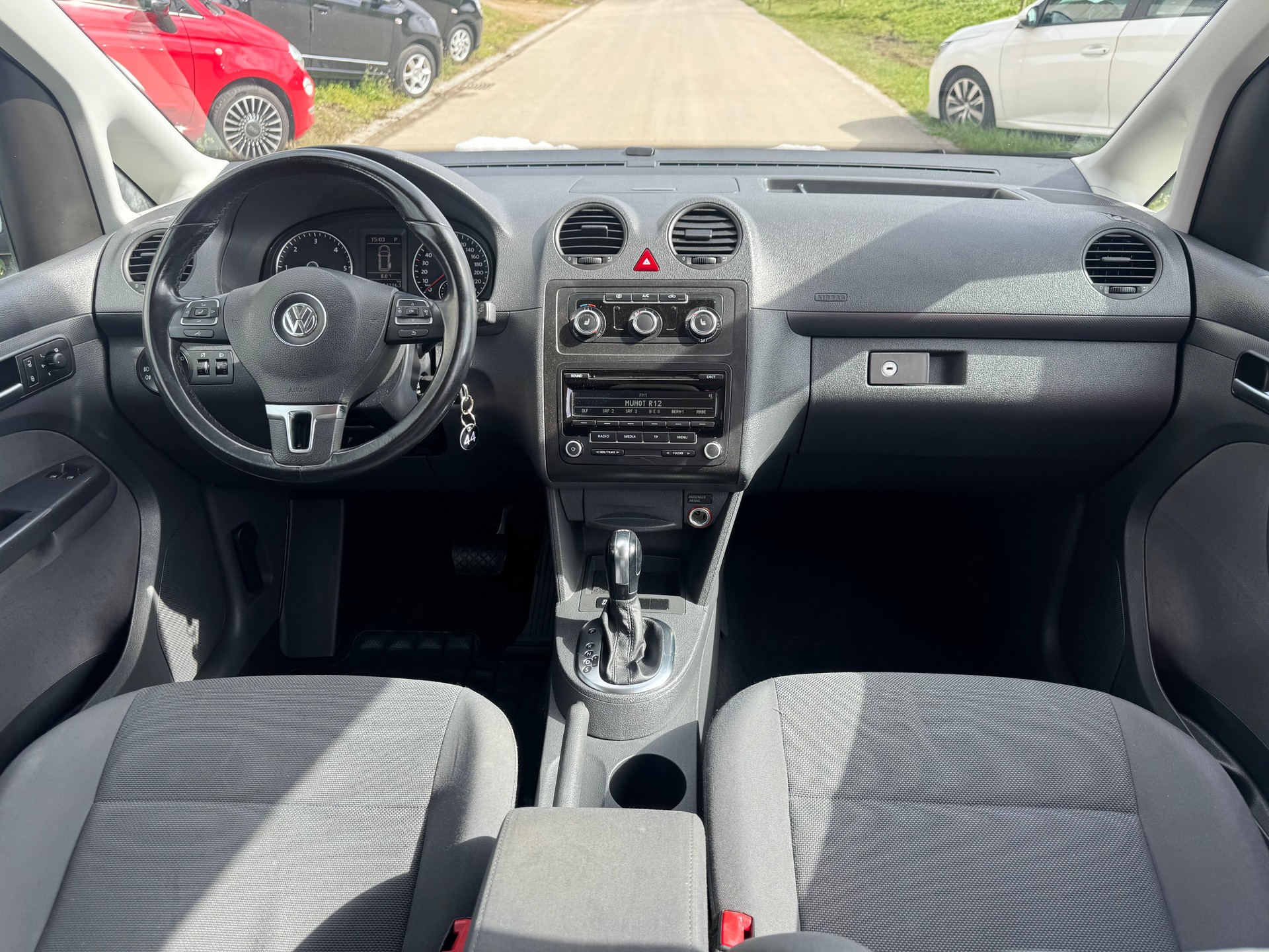 VW Caddy 2.0 TDI 4Motion Trendline Edition 30 DSG-image-7