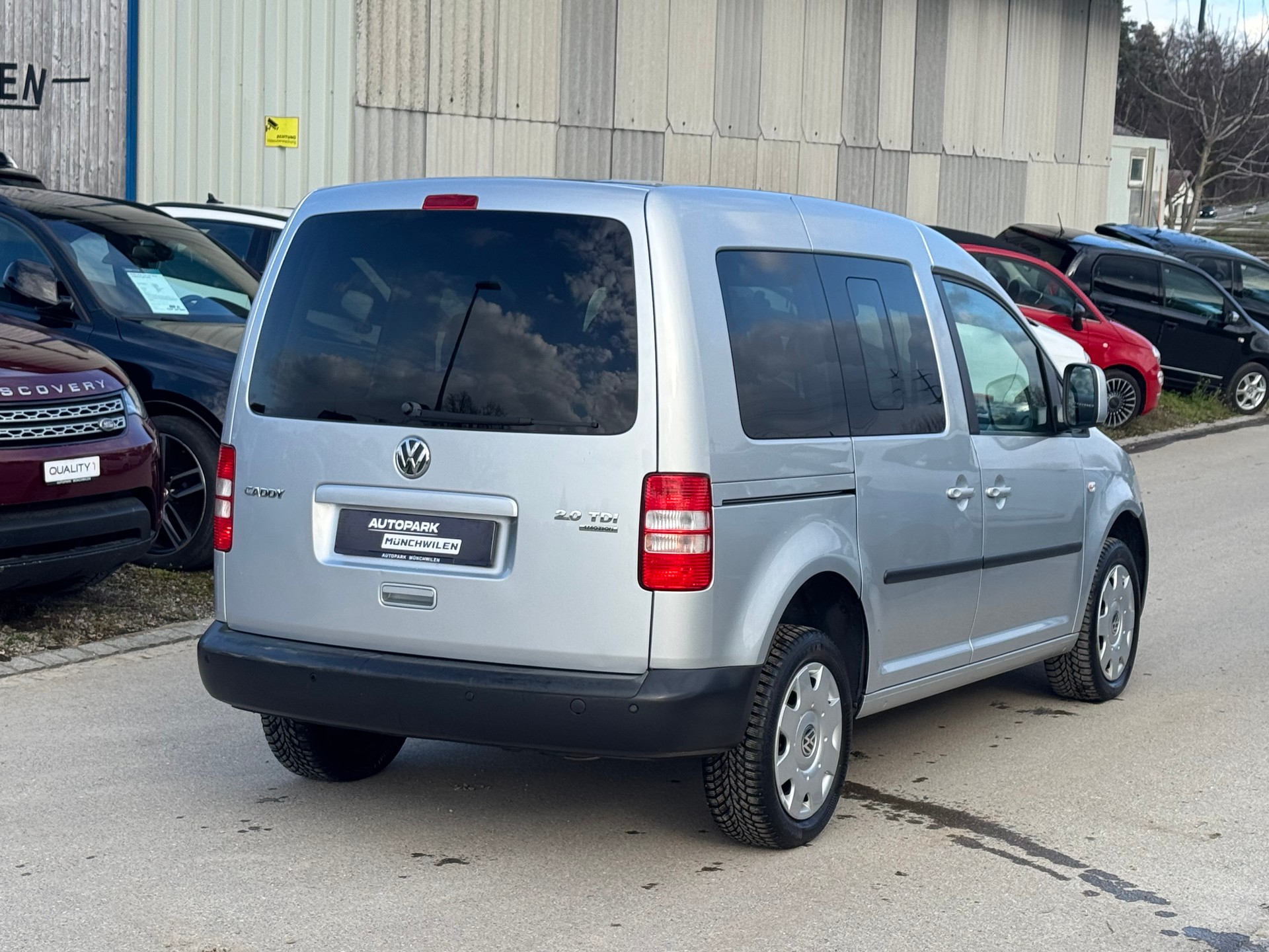 VW Caddy 2.0 TDI 4Motion Trendline Edition 30 DSG-image-2
