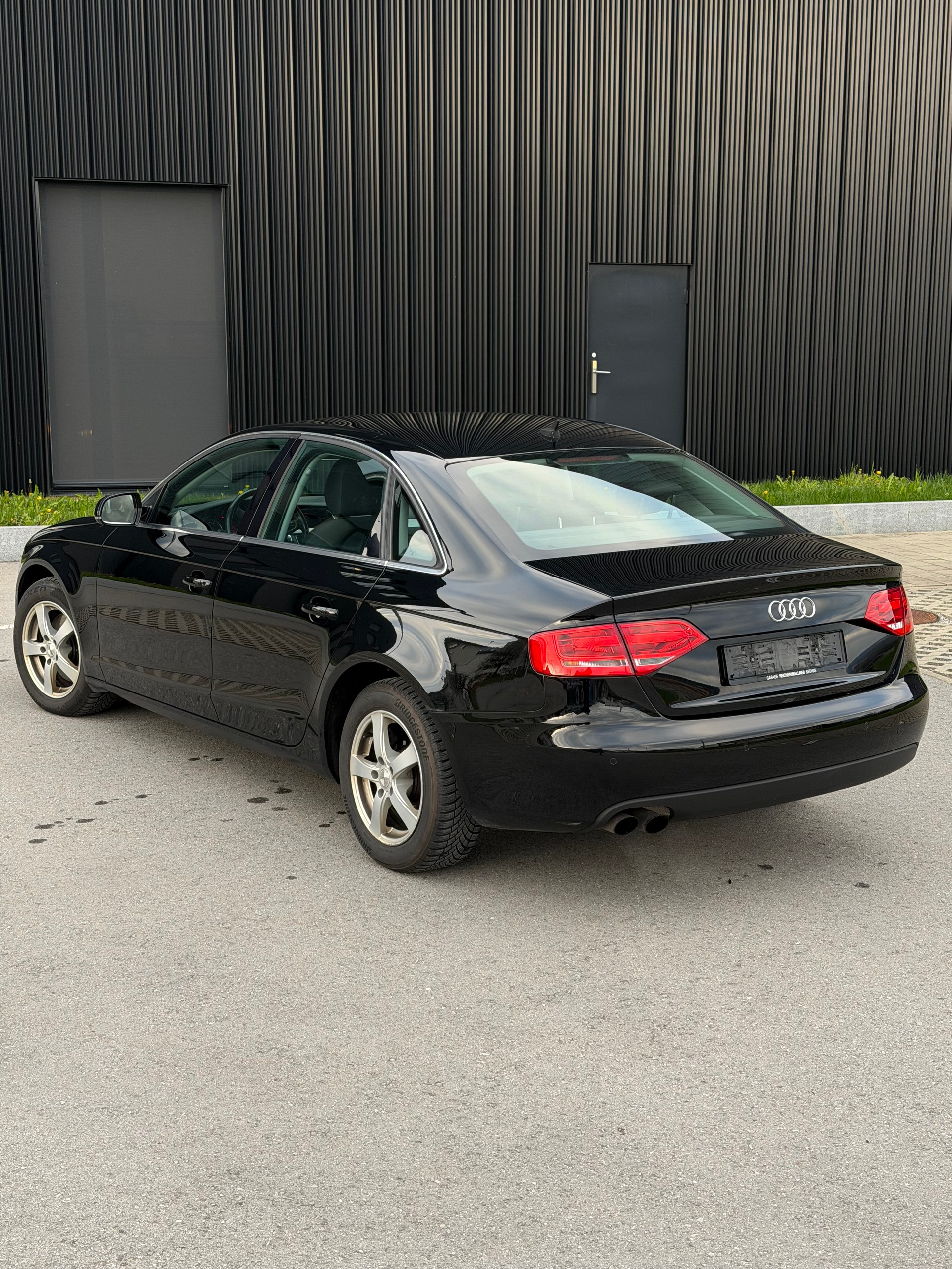 AUDI A4 Limousine 1.8 TFSI-image-12