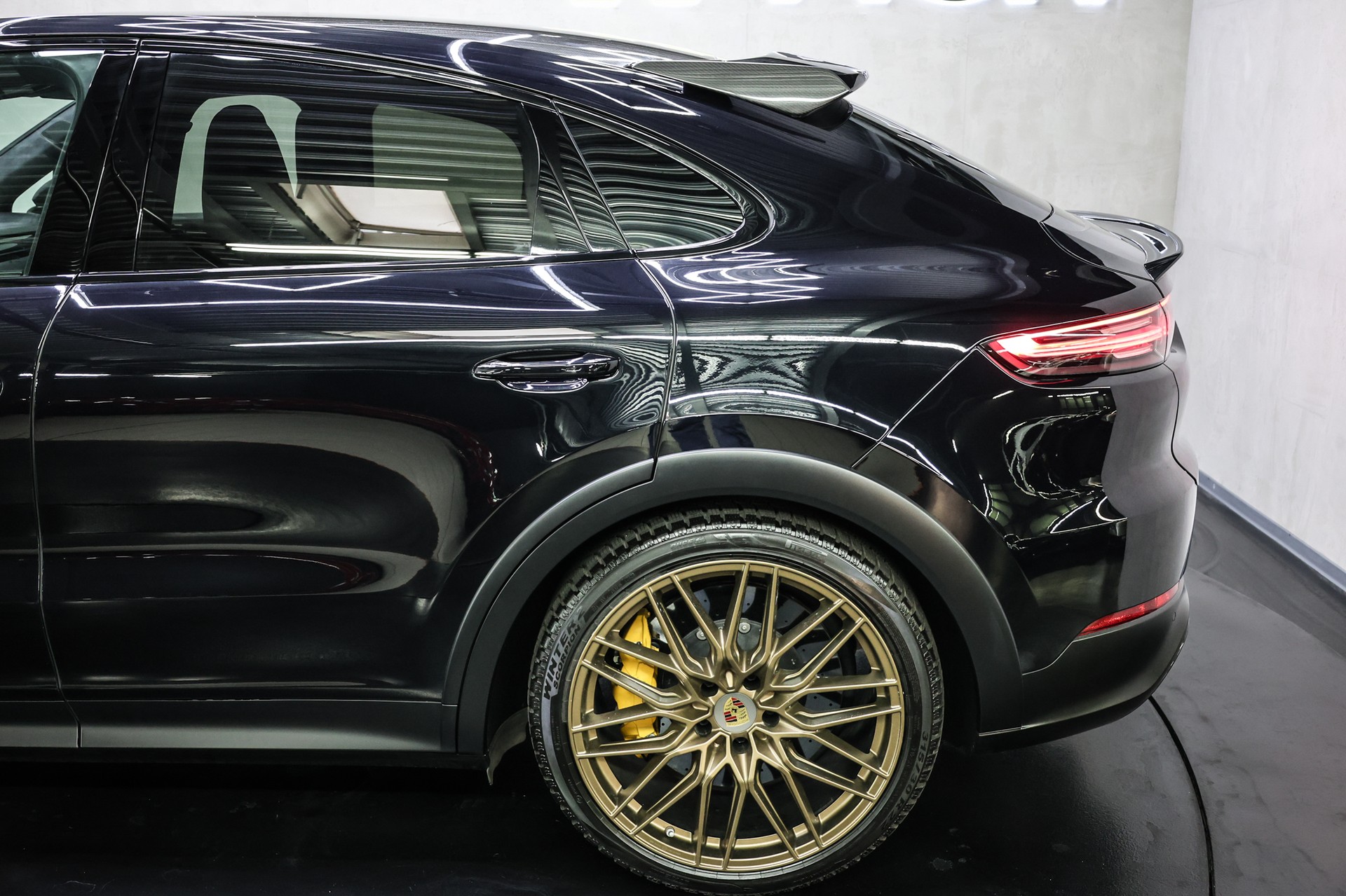 PORSCHE Cayenne Turbo GT Coupé-image-11