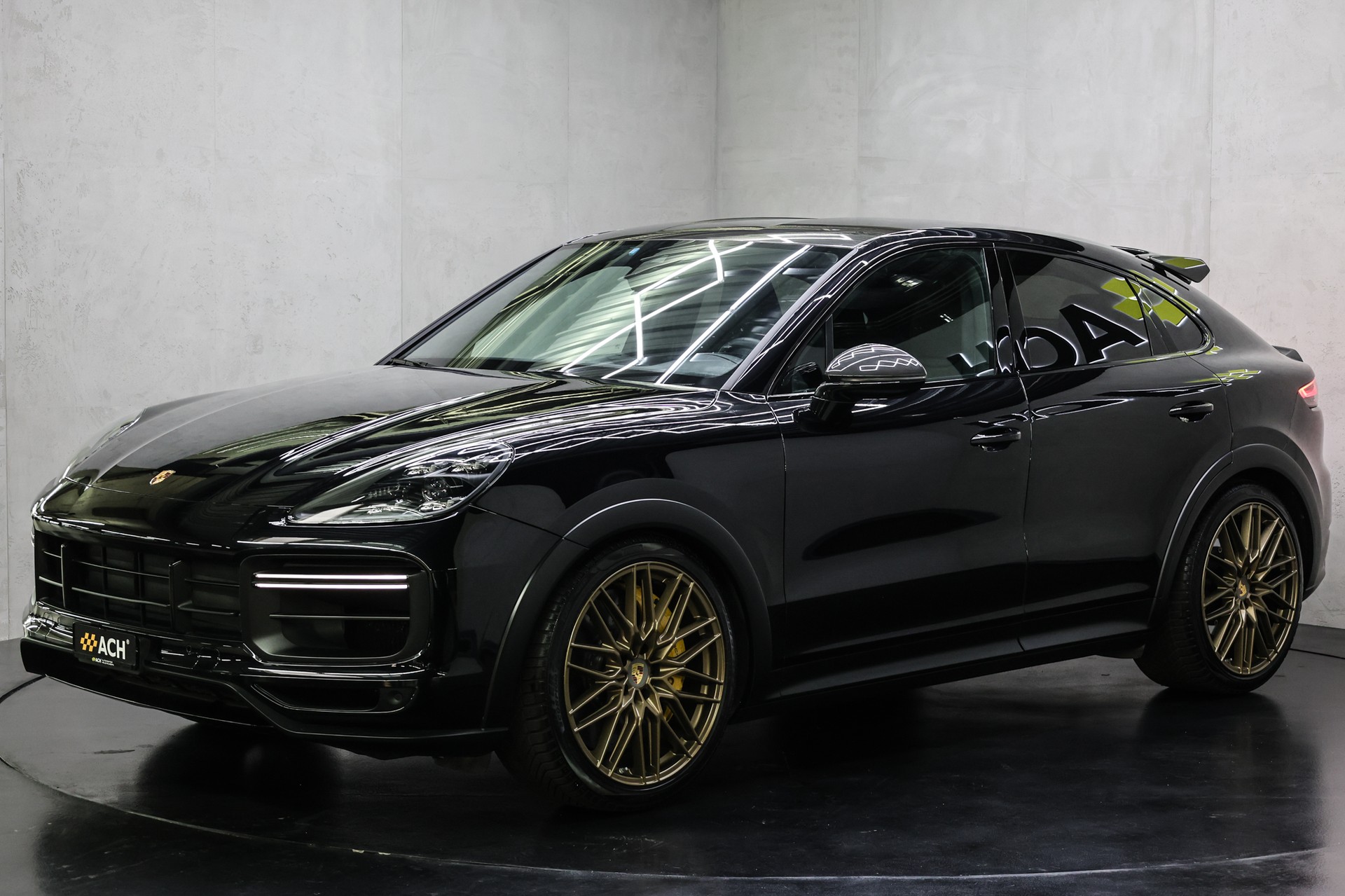 PORSCHE Cayenne Turbo GT Coupé-showroom-element-2