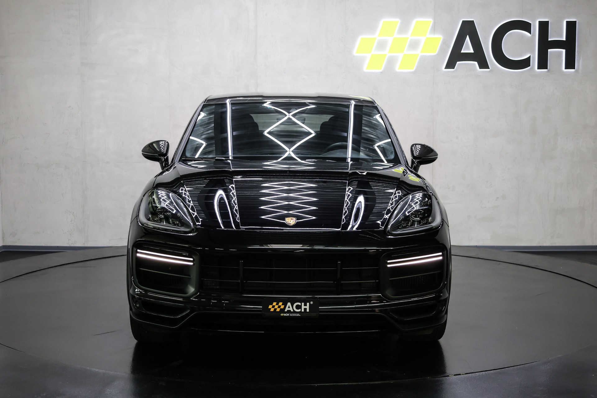 PORSCHE Cayenne Turbo GT Coupé-showroom-element-1