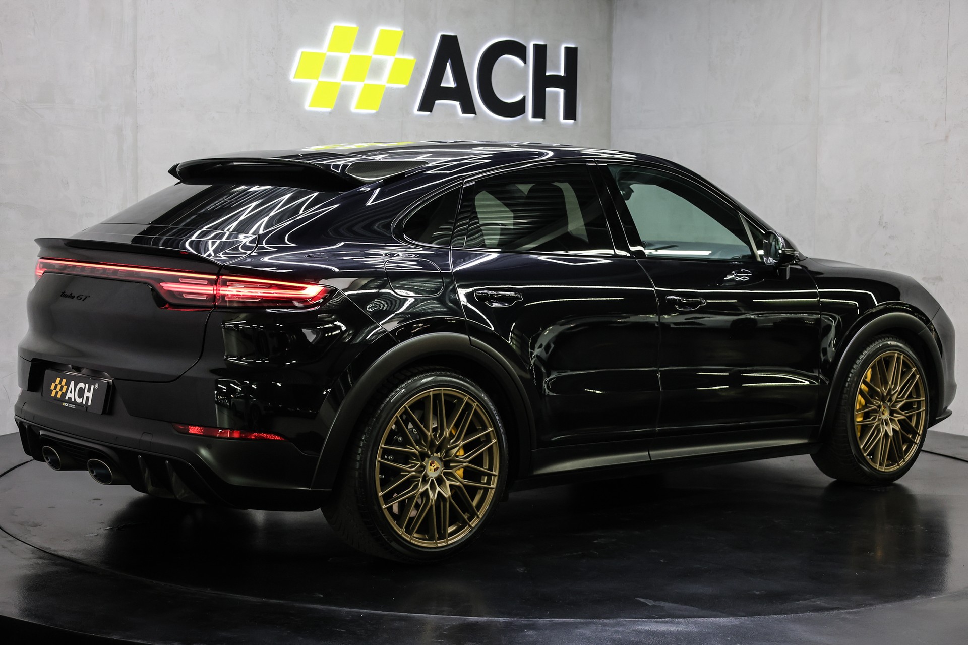 PORSCHE Cayenne Turbo GT Coupé-image-10